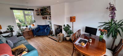 Bright Double Room in Cosy Home (Dog Lovers only) Main Photo
