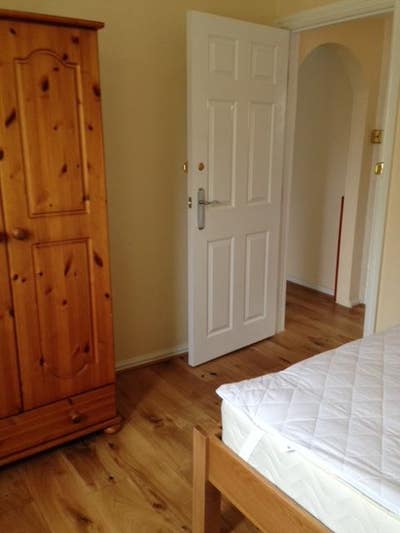 Room to Let  Main Photo