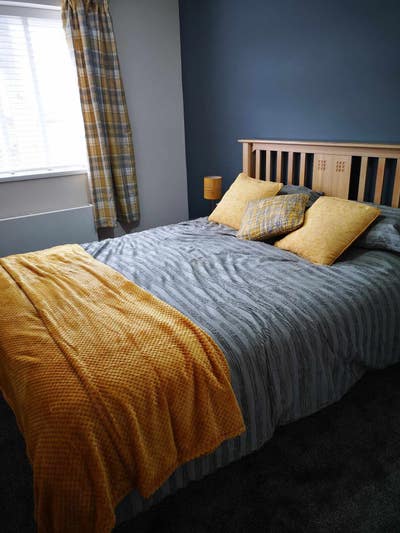 Double Room Available in Family Home Main Photo