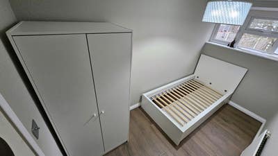 Single room available by Basildon Station Main Photo