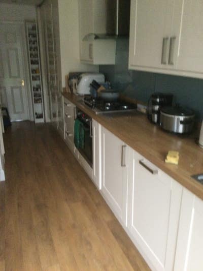 Use of two rooms and own shower room on top floor  Main Photo