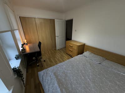 Room For Rent available now Main Photo