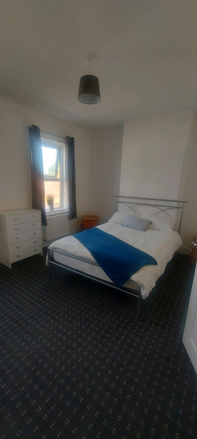  1 Spacious Double Rooms Availible Close Hospital  Main Photo