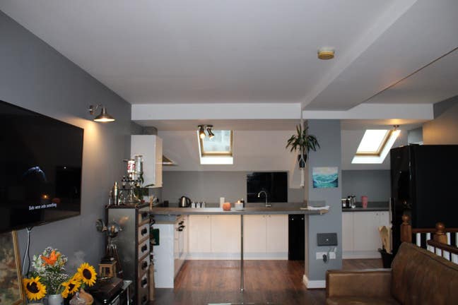 2 bedroom 2 bathroom duplex penthouse apartment  Main Photo