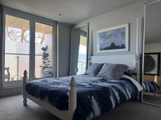 Large Bedroom in Modern Block, Tufnell Park Main Photo