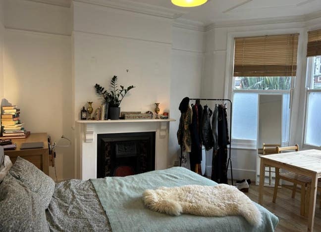 AMAZING refurbished house by seven sisters Main Photo