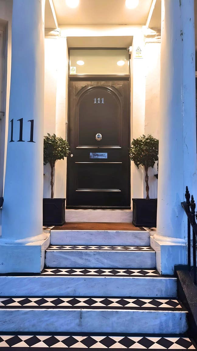 Fab Apt in Notting Hill -  Fully Inc ! 1 mnth only Main Photo