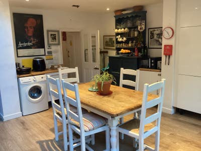 Lovely HOUSE.9min from Clapham Junction.&pound;850pm Main Photo