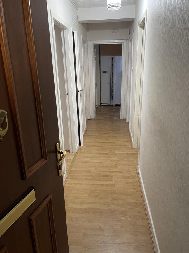 2 double rooms in 2 bedrooms flat  Main Photo