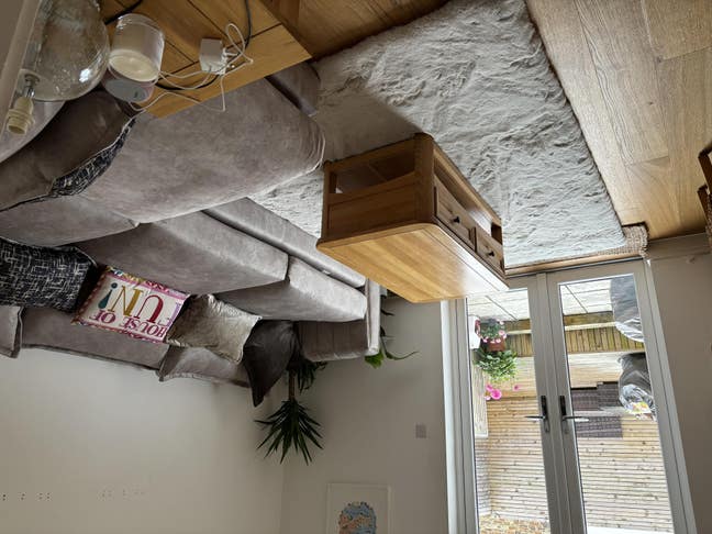 Unfurnished double bedroom available  Main Photo