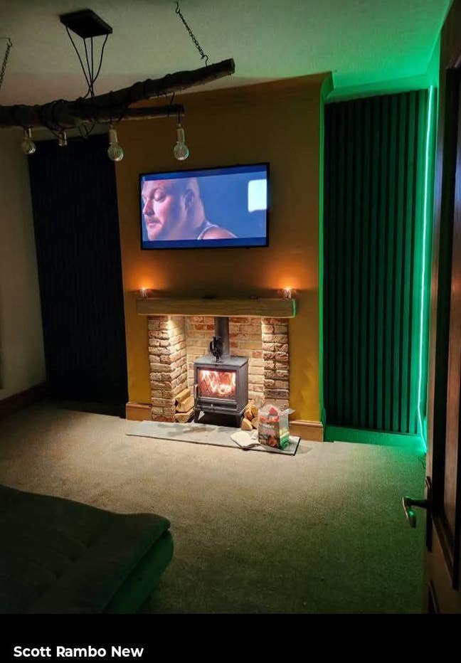 Large double room Main Photo