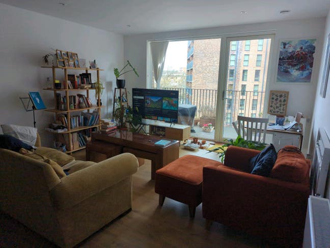 NEW BUILD -15 minutes to London Bridge, short term Main Photo