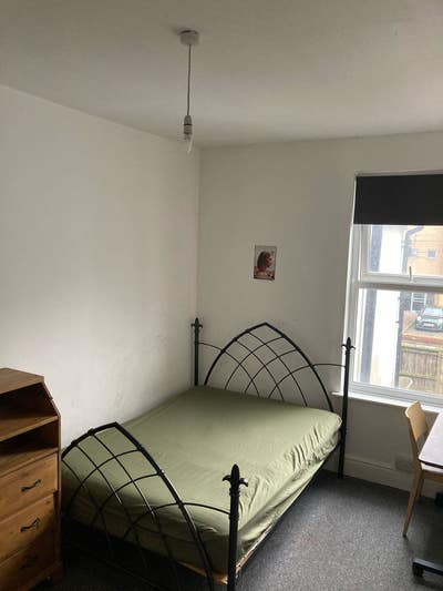 City Centre Room in shared house &pound;120pw Main Photo