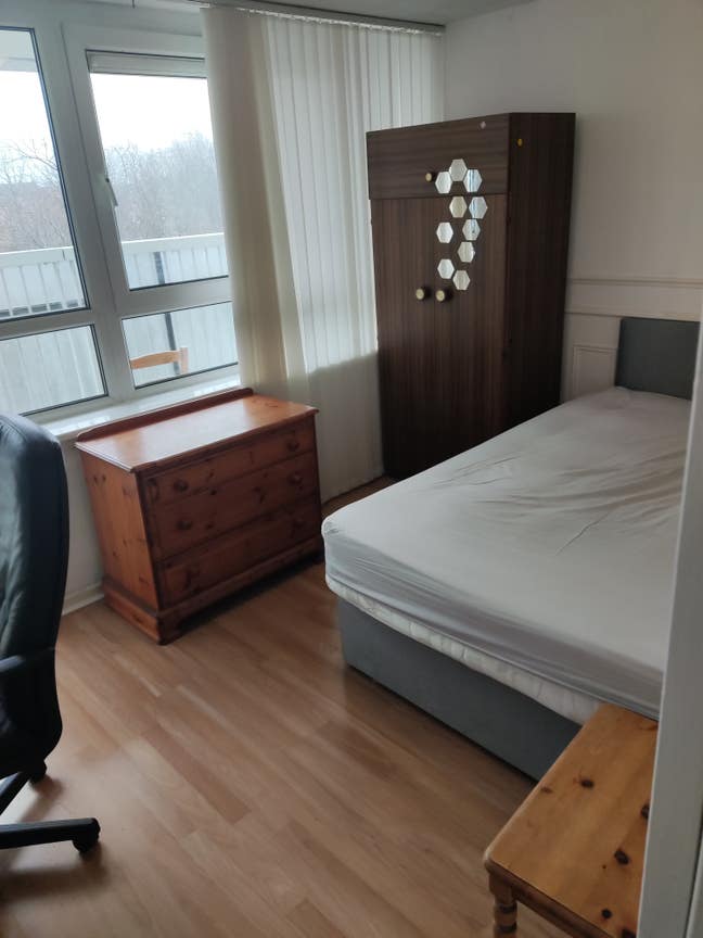 Room to rent in west end Glasgow  Main Photo
