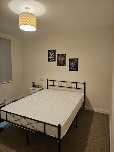 Double room available in a quiet flat of 2 bed Main Photo
