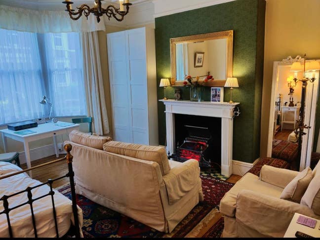 Rooms Available NE2 Main Photo