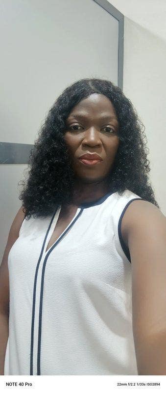 I am a female student aged 46. I am looking f... Main Photo