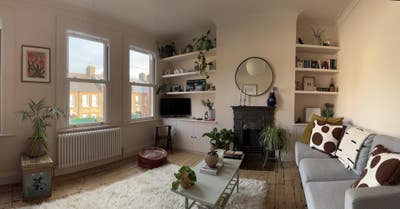 Small dble  in victorian flat lloyd park location Main Photo