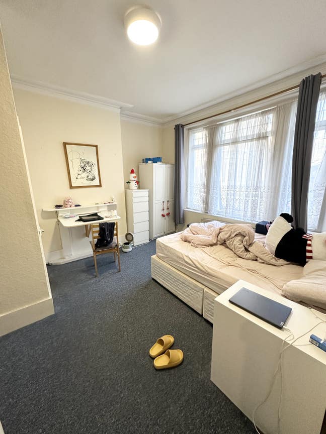 1250: Self Contained Studio Flat for Rent Main Photo