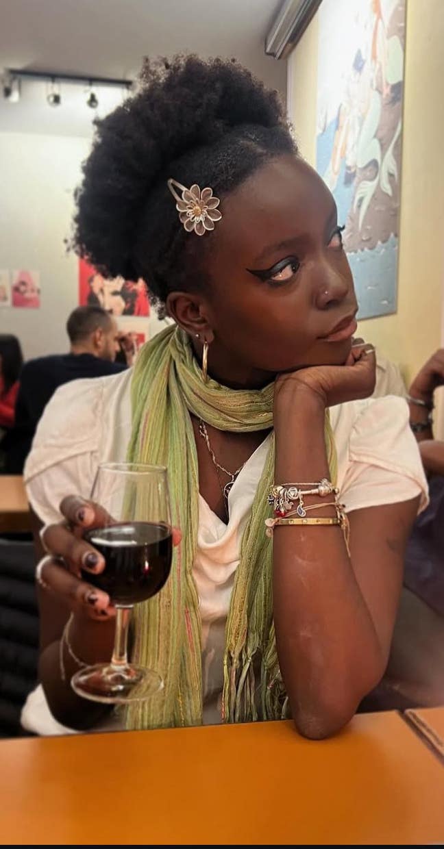 Masters student looking for a studio flat! Main Photo