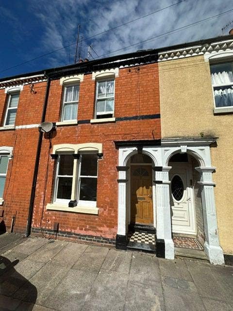 3 x Double Bedroom in Northampton House Share   Main Photo