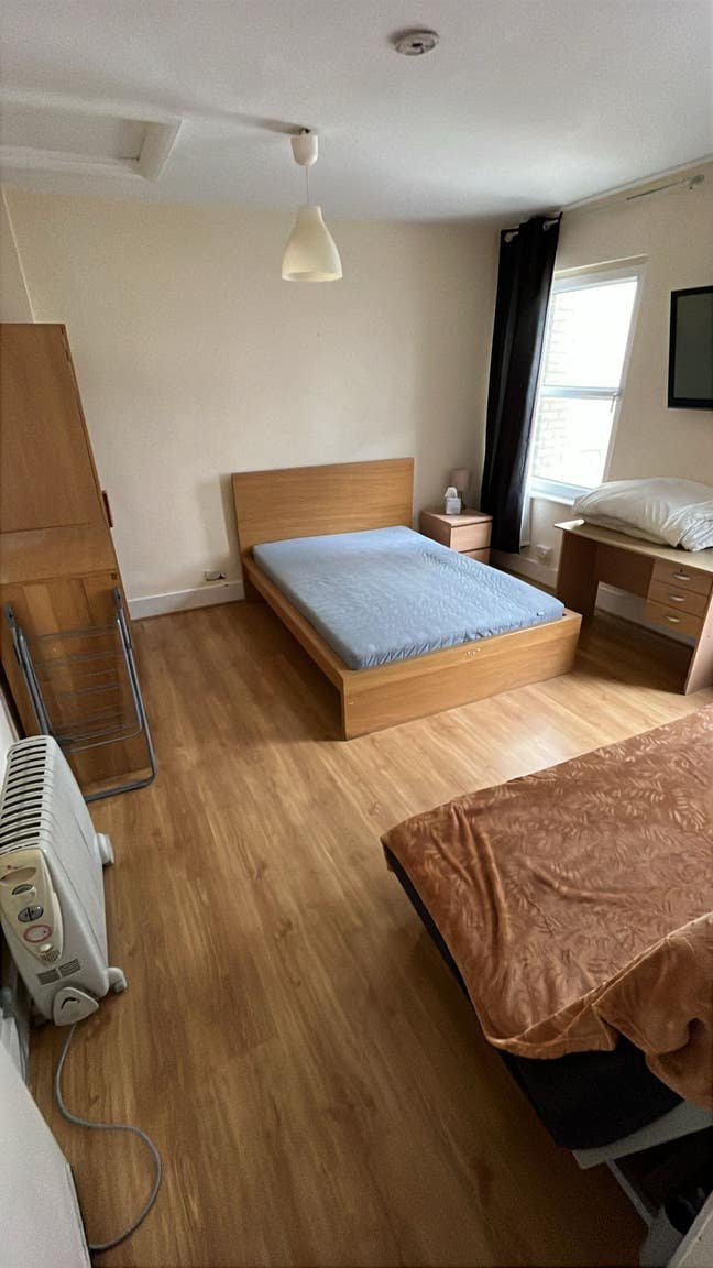 Flat arranged over 2 floors in Zone 1 Main Photo