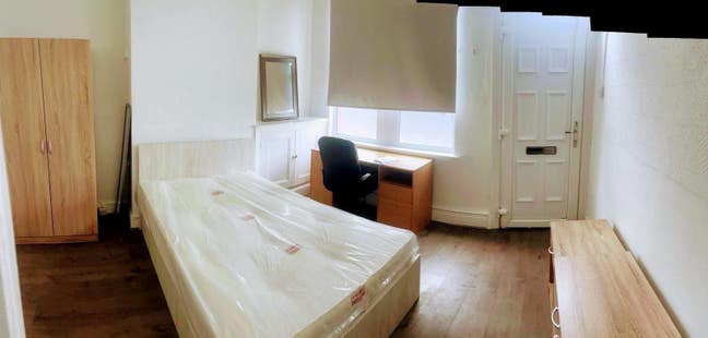 Students /4 Dble/ 2 Baths/Cumberland Rd-26/27 Main Photo