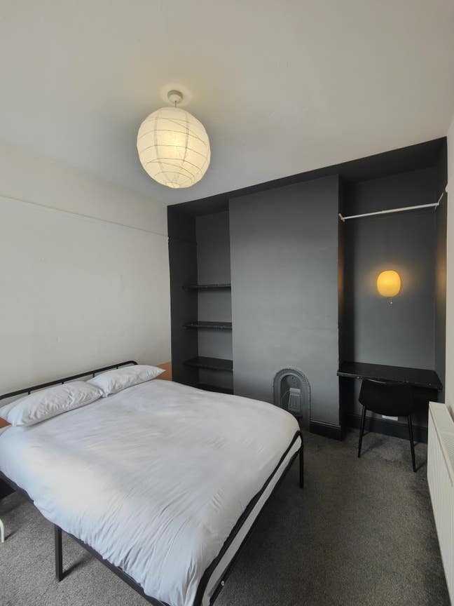 Two Large Rooms Available in a Friendly, Professio Main Photo