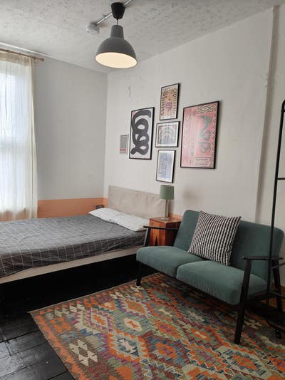 Urban flat in the heart of Southsea Main Photo