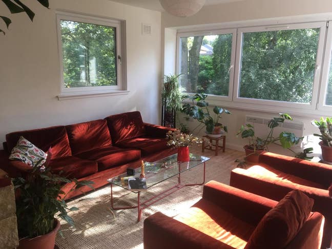 Short Term Room for Rent Main Photo
