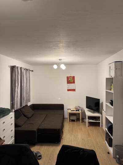 Double room in Dennistoun near City centre  Main Photo