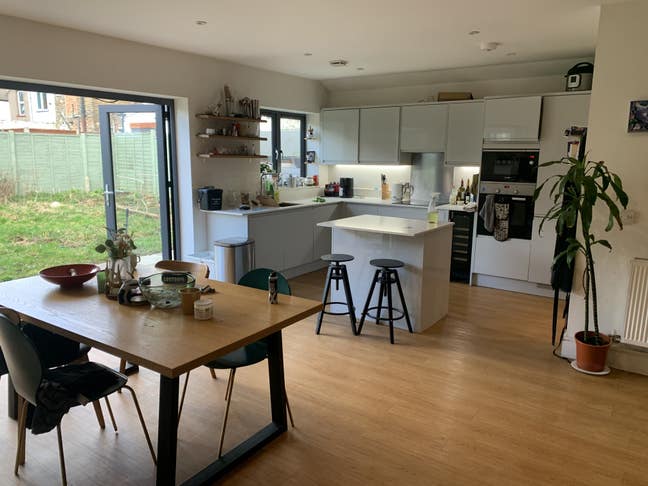 Big Room, Nice house Thornton Heath Main Photo