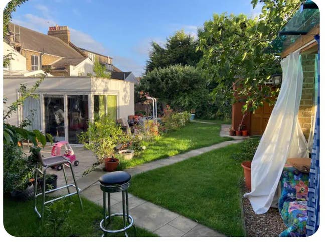 Large Crouch End House with very large gardens  Main Photo
