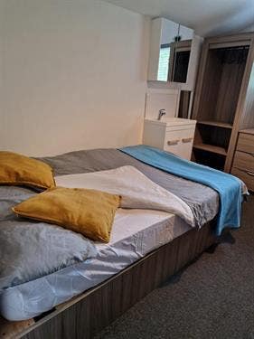 Spacious Room !!! Main Photo