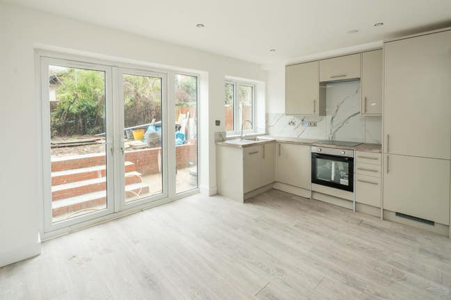 New four bedroom flat in Kentish Town  Main Photo