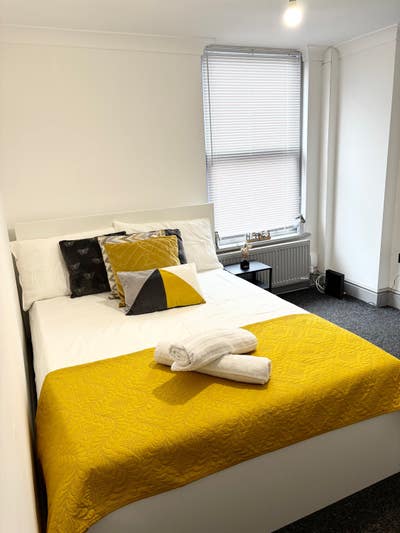 Modern Small Double Room-All-inclusive🏡✨  Main Photo