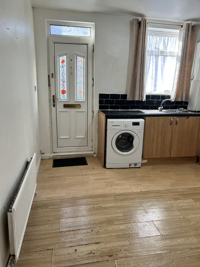 **Bright 2 Bedroom Flat in Luton Town Centre** Main Photo
