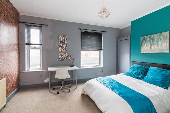 Available!!  - Room to Rent in Sherwood Rise!  Main Photo