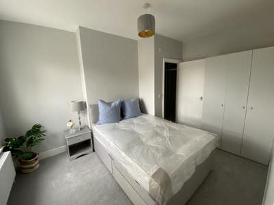 Ava. 31 Oct - double en-suite rooms  Main Photo