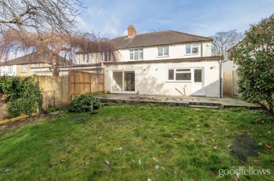 Double/Ensuite  Rooms Availabeto let in SE9 Eltham Main Photo