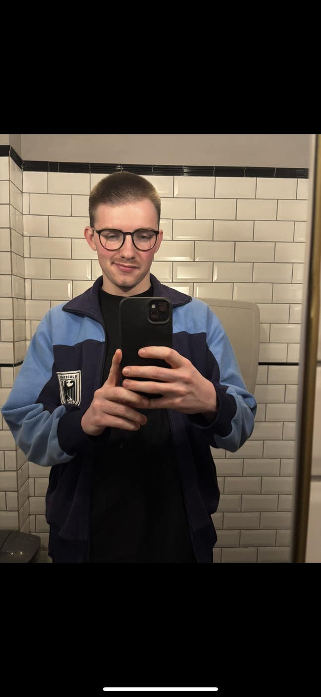 Looking for a room :) Main Photo