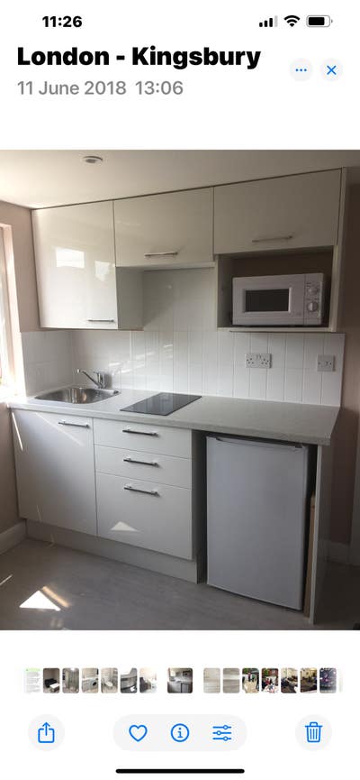 Nice one bed room top floor flat for rent Main Photo