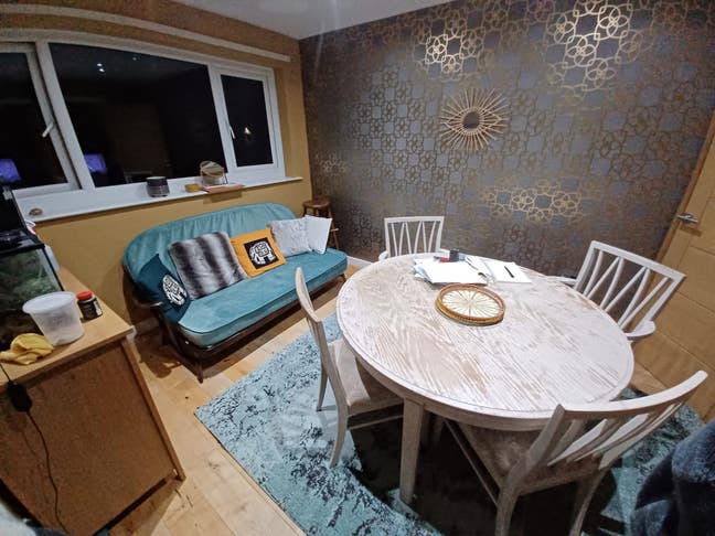 Double cabin room newly renovated plenty of storag Main Photo