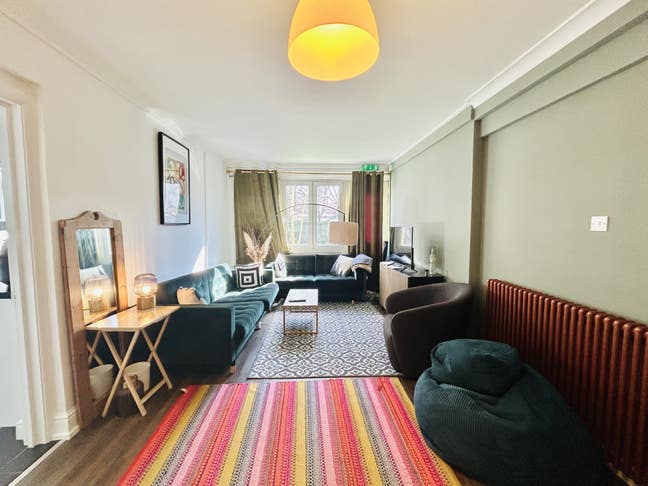 ✨ Spacious Double In Clean House 🏠 - All Bills Main Photo