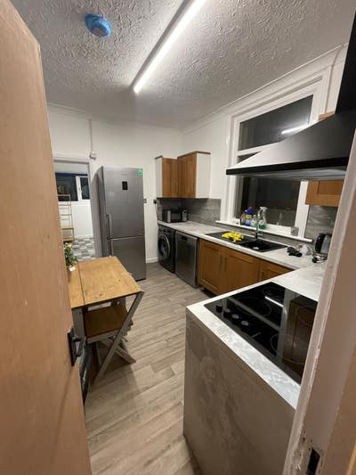 Modern Double Rooms in Southsea PO5 1  Main Photo