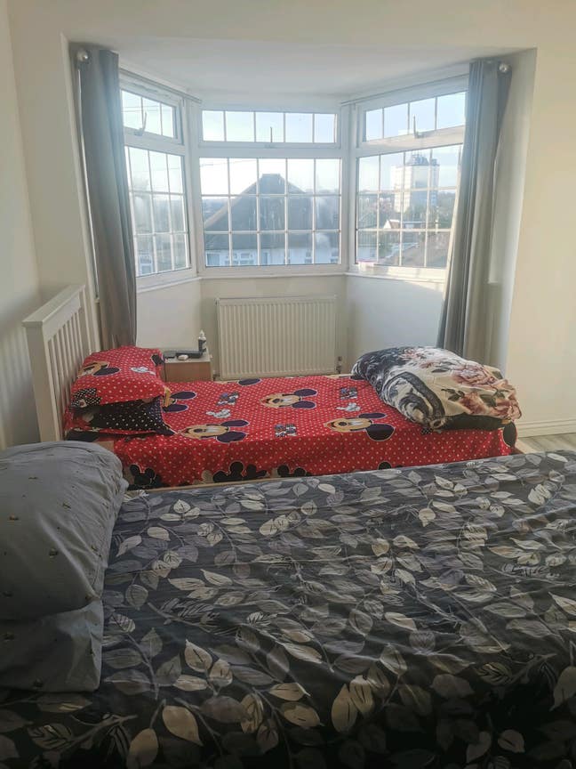 Sharing room for rent  Main Photo