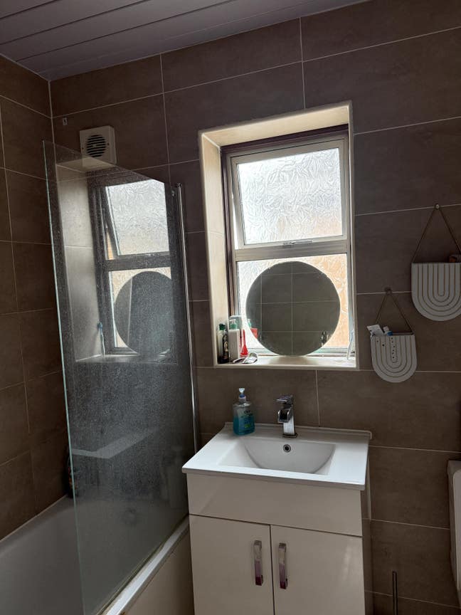 Double room available  Main Photo