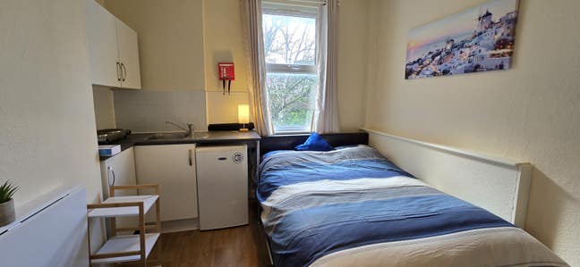 Lovely Double Room in Greenwich All Bills Inc Main Photo