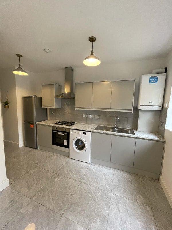 Brand New Whole House to Rent (Not Invidual Rooms) Main Photo