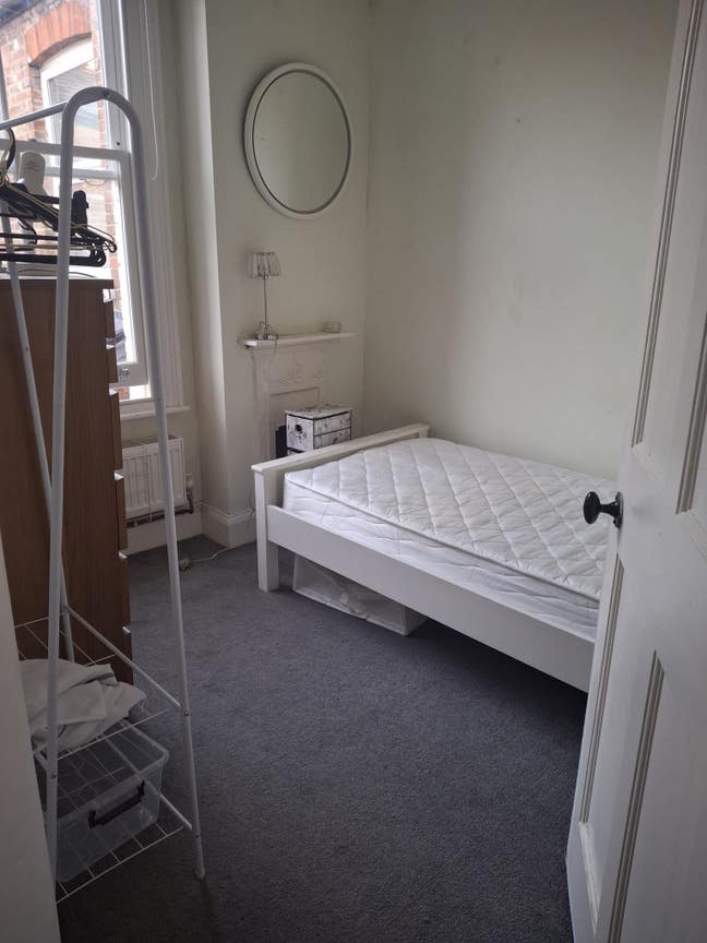 A lovely single room available in North Finchley  Main Photo
